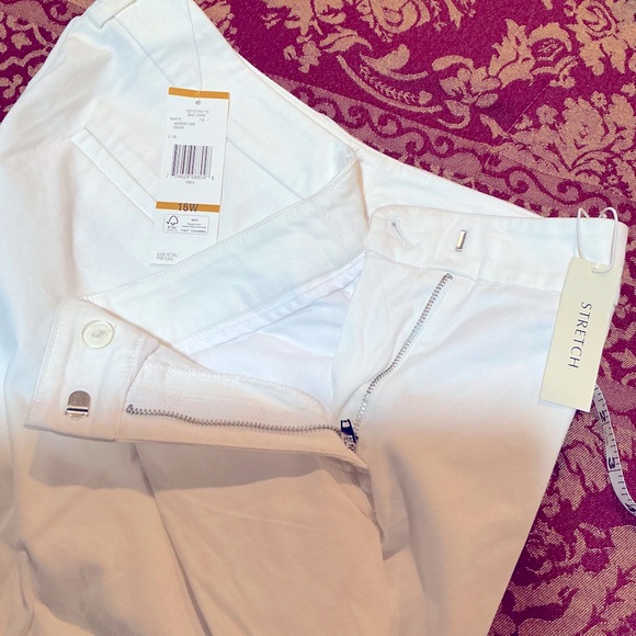 Jones New York WHITE Stretch shorts 16w NWT - Picture 5 of 7